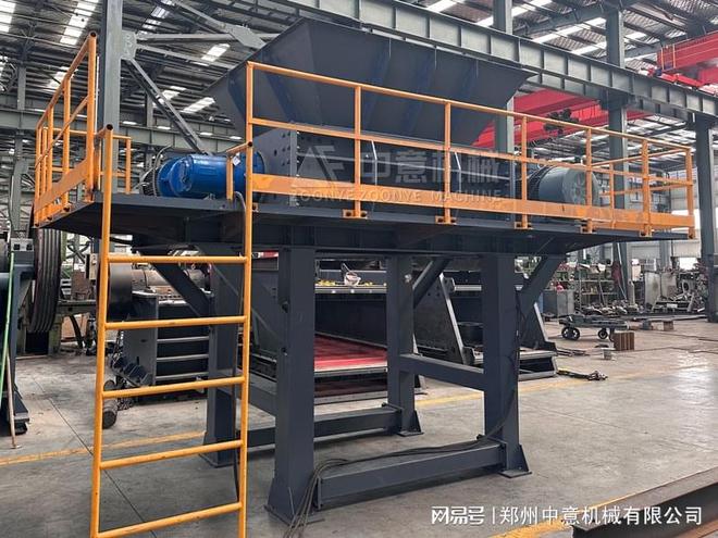 生活垃圾处理设备大型双轴撕碎机(图2) 生活垃圾处理设备大型双轴撕碎机(图2)